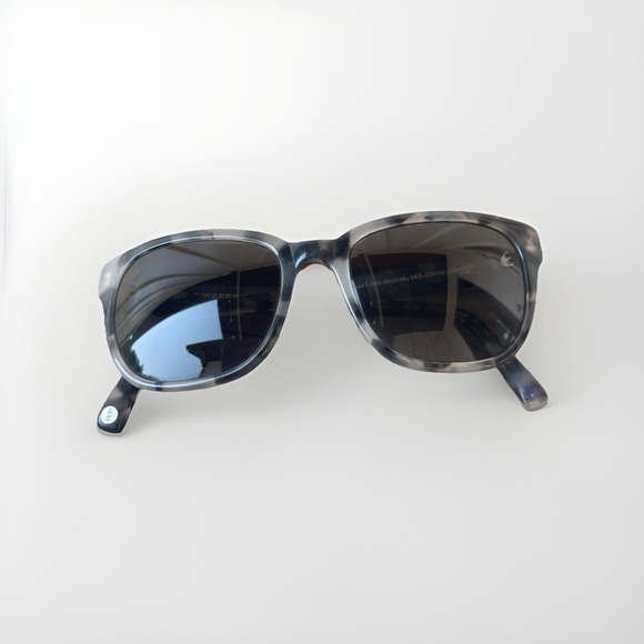 Warby Parker SUNGLASSES Boyd-190 Smokey Tortoise - Picture 4 of 7